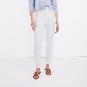 Madewell 11" High-Rise Skinny Jeans in Pure White size 28